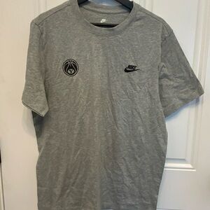 Nike Heather Gray Men's Short Sleeve Tee - Yale Bulldogs